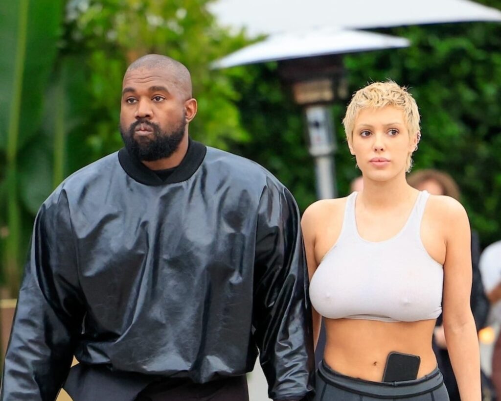 Kanye West delar avslöjande bilder av sin fru Bianca ...